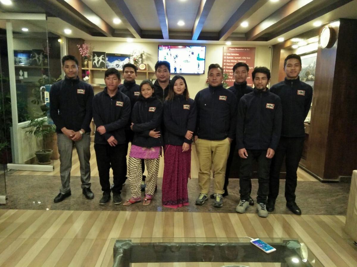 Hotel The Coast Pokhara Esterno foto